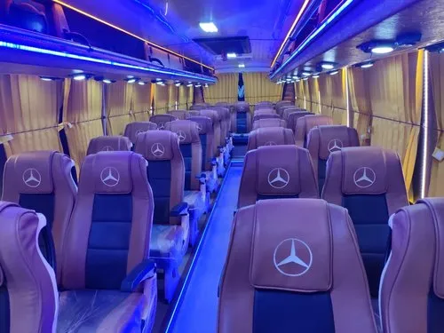 Mercedes-Benz Bus 3