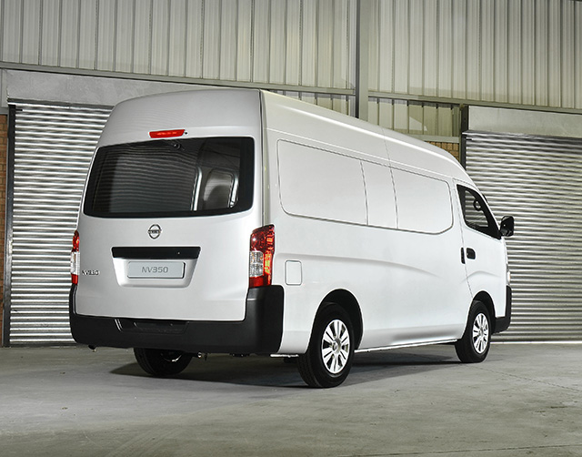 Nissan NV350 Urvan 2
