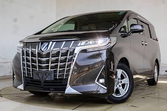 Toyota Alphard 2